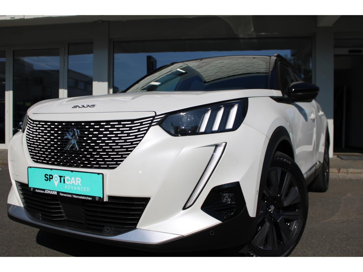 Peugeot 2008 GT Pack Elektro 136 *Schiebedach+Alcantara*