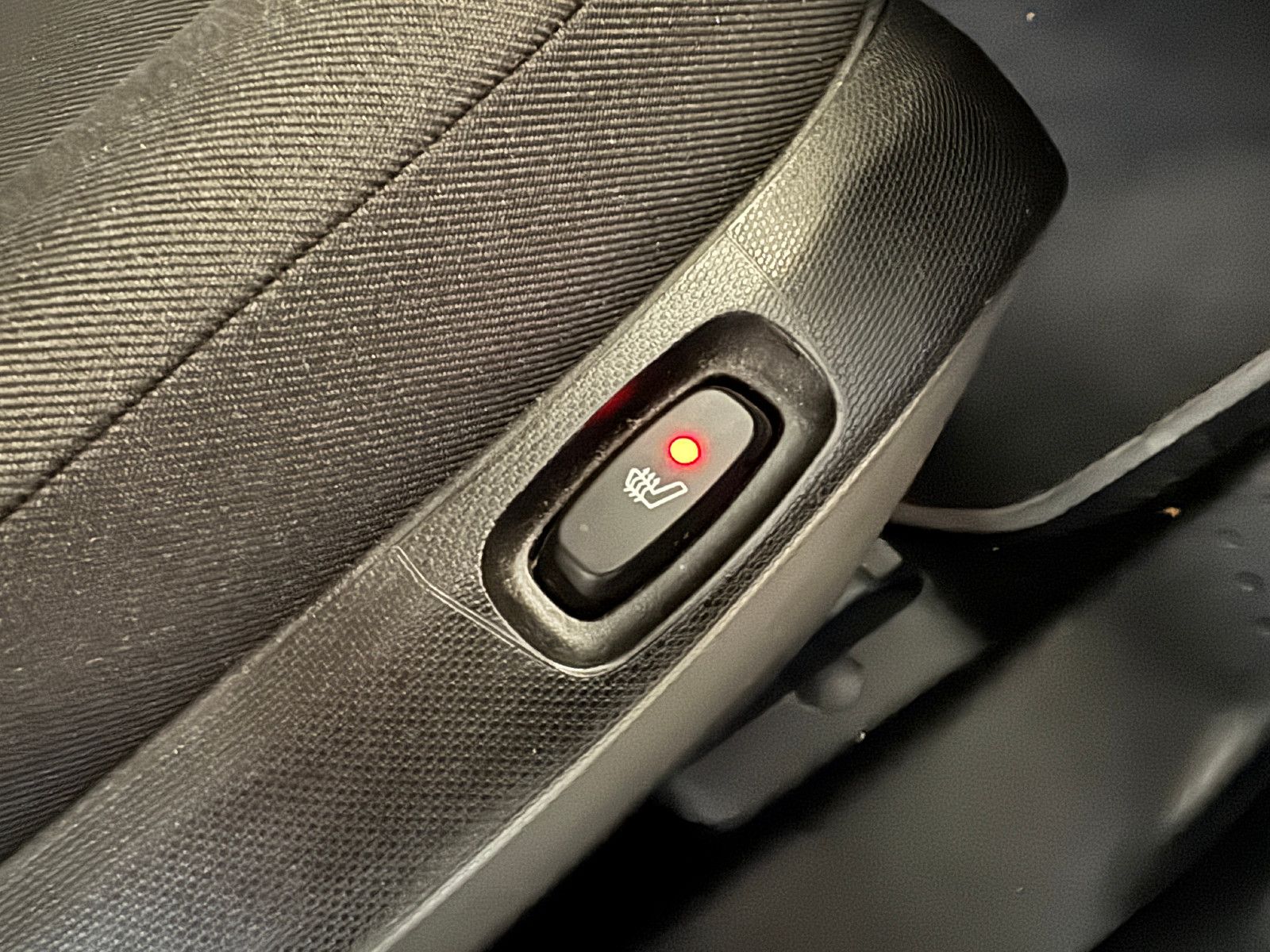 Fahrzeugabbildung Smart ForTwo Coupe 52 KW FACELIFT TEMPOMAT KLIMA SHZT
