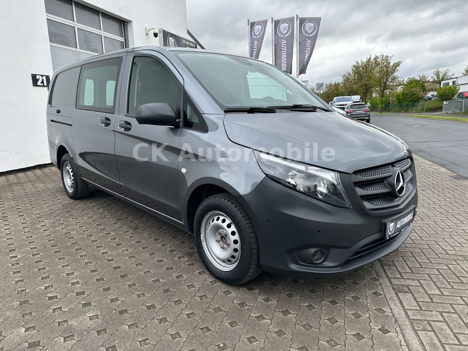 Fahrzeugabbildung Mercedes-Benz Vito Kasten 116 PRO Autom./Navi/Klima/Kamera/AHK