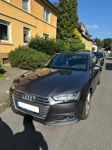 Audi A4 2.0 TDi sport S-line Kamera HuD Virtual 