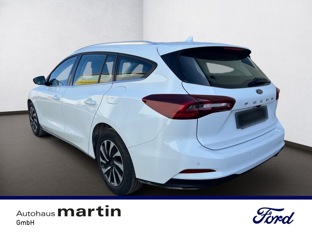 Fahrzeugabbildung Ford Focus 1.5 EcoBlue Titanium SHZ PDC NAVI LED ACC