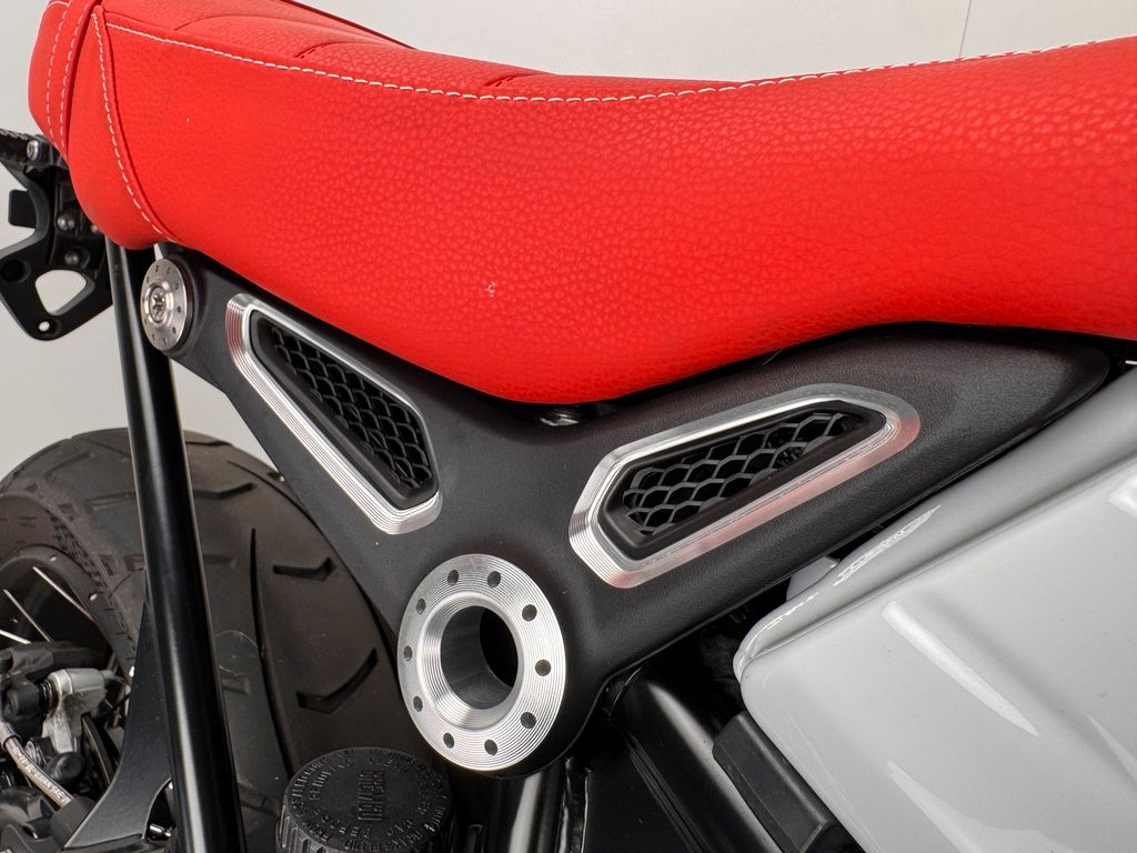 Fahrzeugabbildung BMW R NineT Urban GS *FRÄSTEILE *WUNDERLICH SITZ