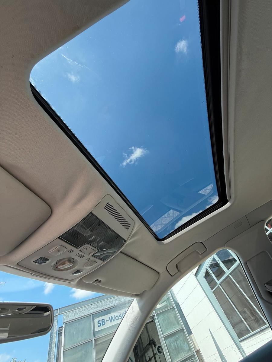 Audi A4 2005 — photo 8