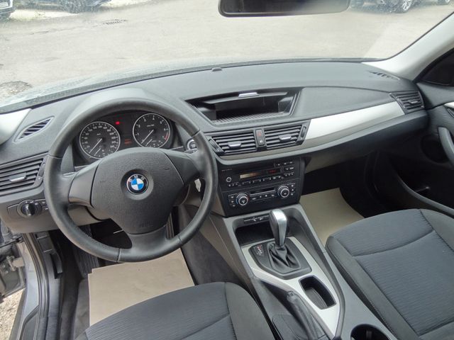 Fahrzeugabbildung BMW X1 18 i sDrive/1.Hand/Xenon/Automatik/82.500km/