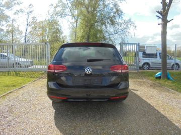 Volkswagen Passat Variant - 5