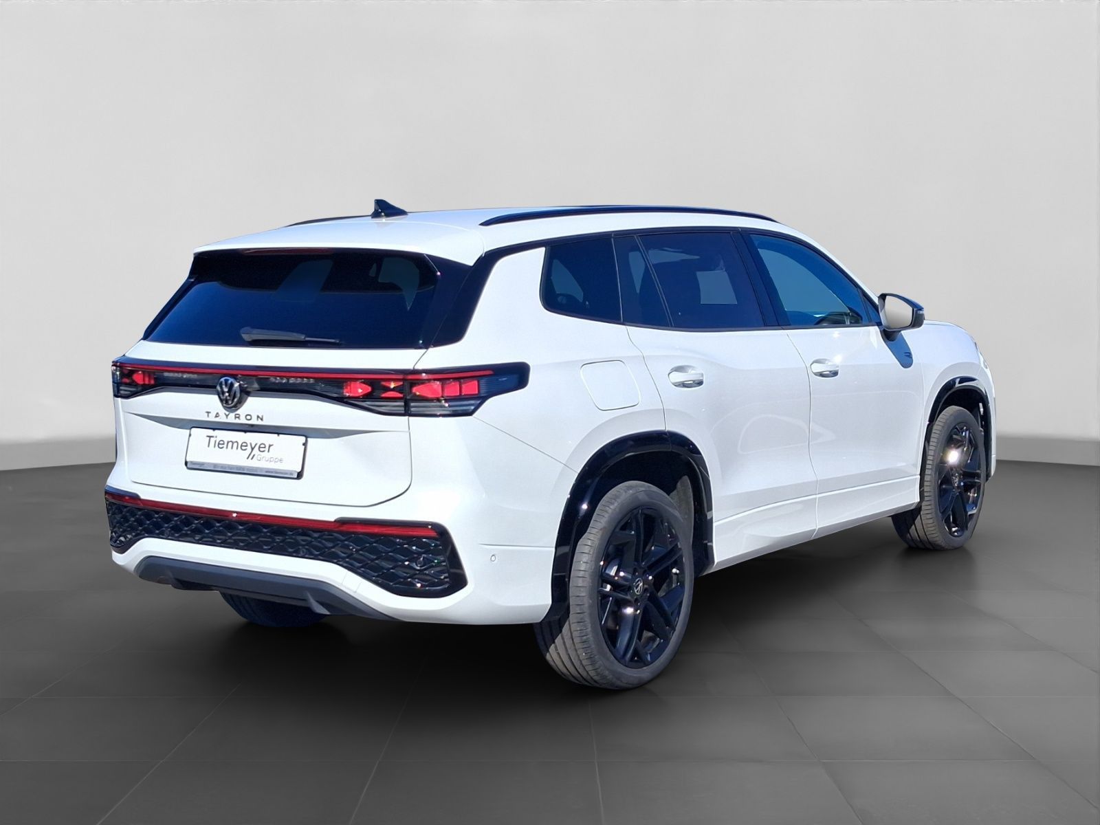 Volkswagen Tayron 1.5 eHybrid R-LINE BLACK LED AHK foto 3