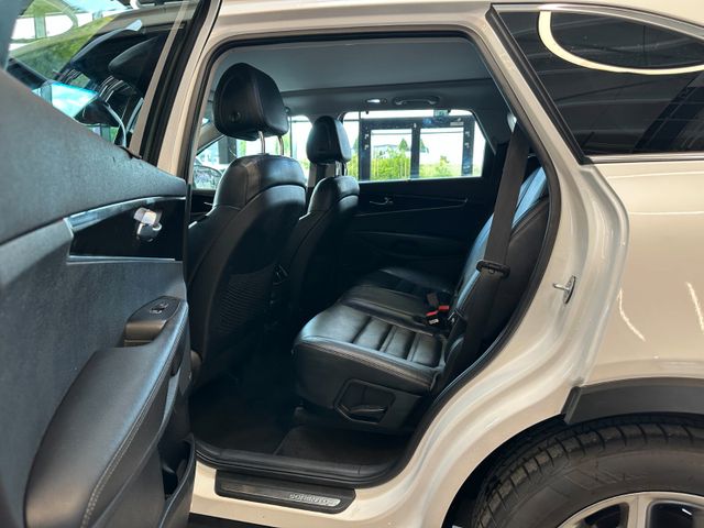Kia Sorento*SitzBelüftung*Pano*ACC*Memory*BI-Xenon*