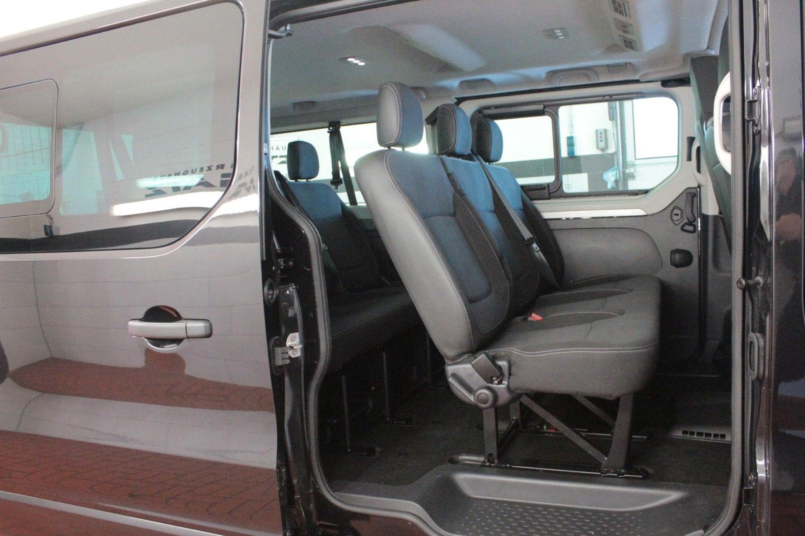 Fahrzeugabbildung Renault Trafic Dci 150 Grdt Evolution *Navi*Klima*