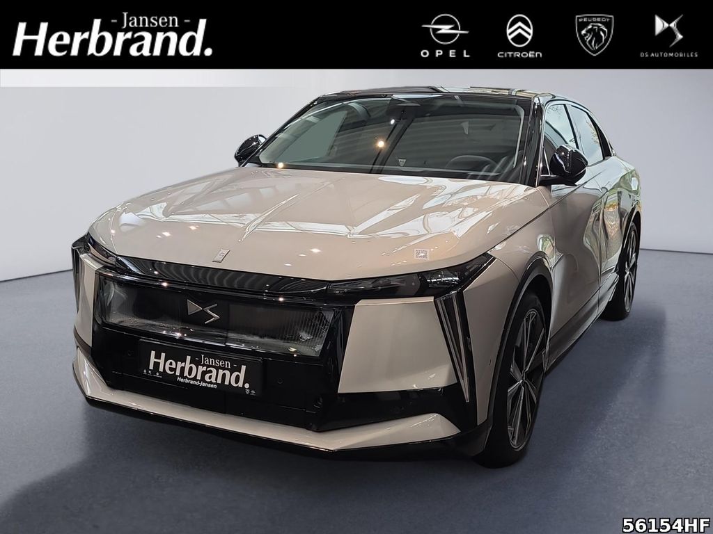 DS Automobiles Nº8