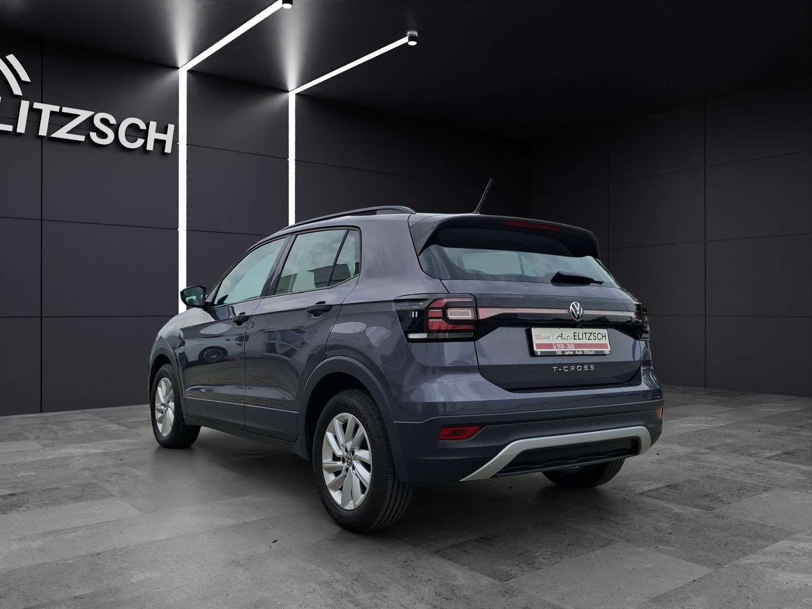 Fahrzeugabbildung Volkswagen T-Cross TSI Life Climatronic AID ACC RFK SH LM