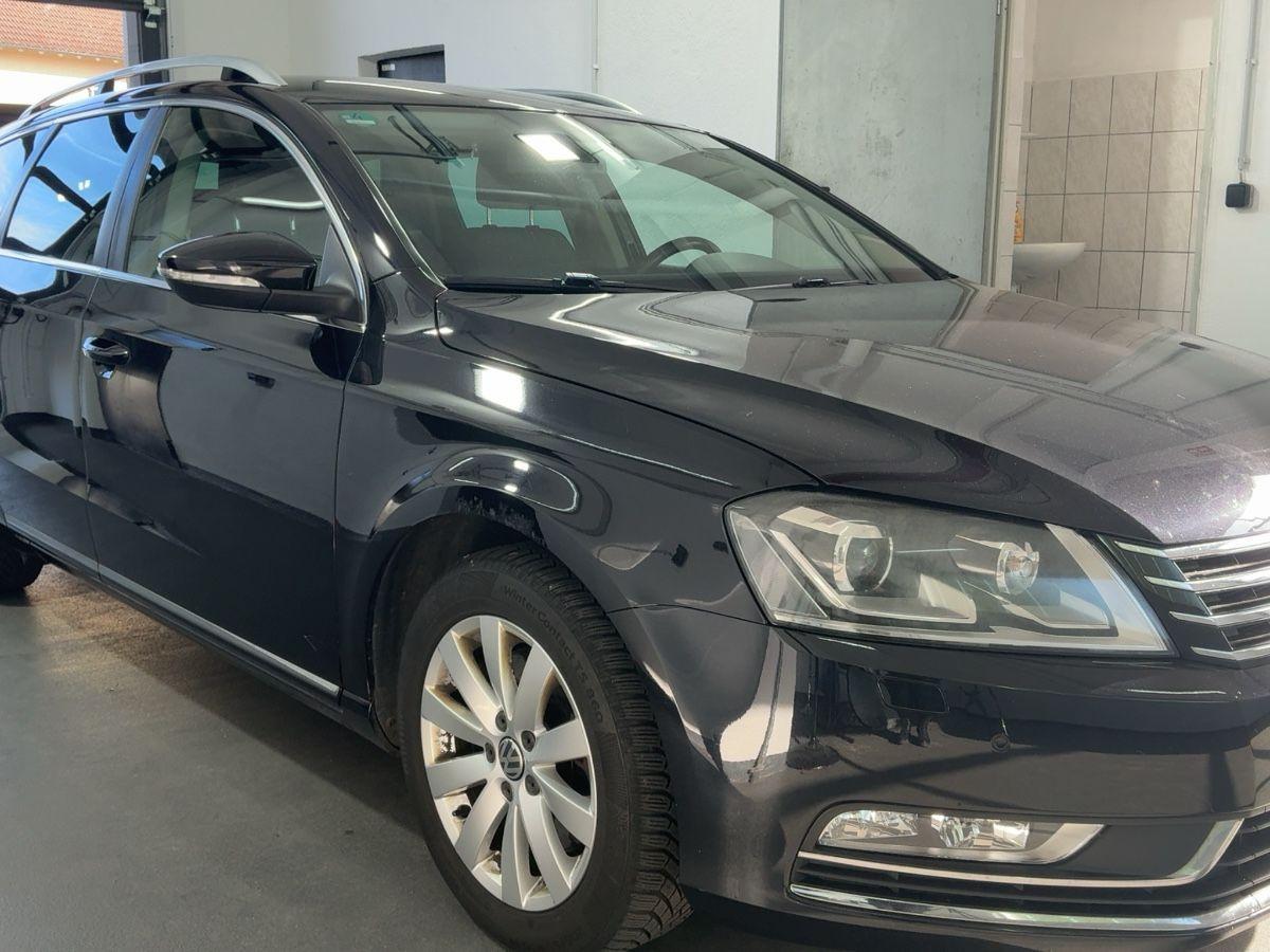Volkswagen Passat Comfortline /1Hand/Navi/B-Xenon/LED/PDC