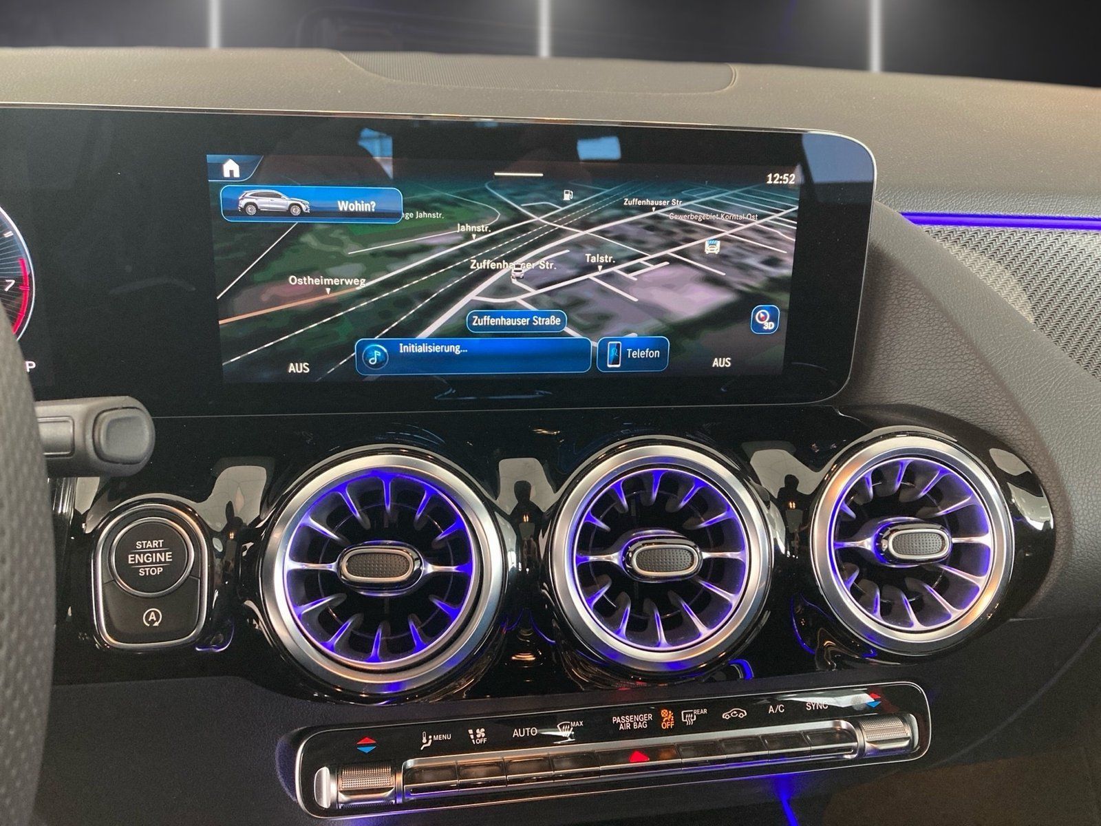 Fahrzeugabbildung Mercedes-Benz GLA 35 4M AMG Premium*Pano*Night*19"*Multibeam*
