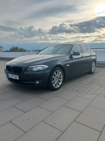 BMW F10 528i