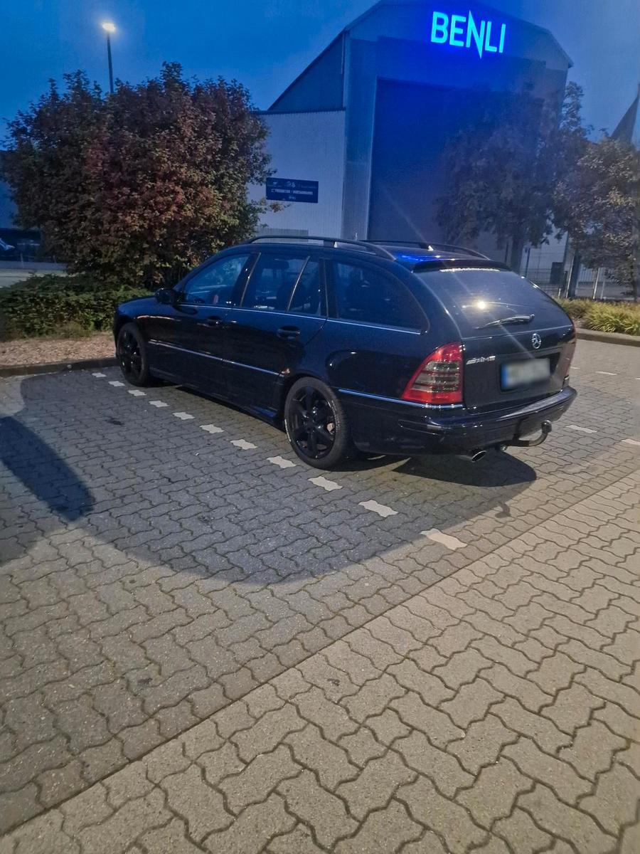 Mercedes-Benz C180 2006 — engine 143 HP (105kW)