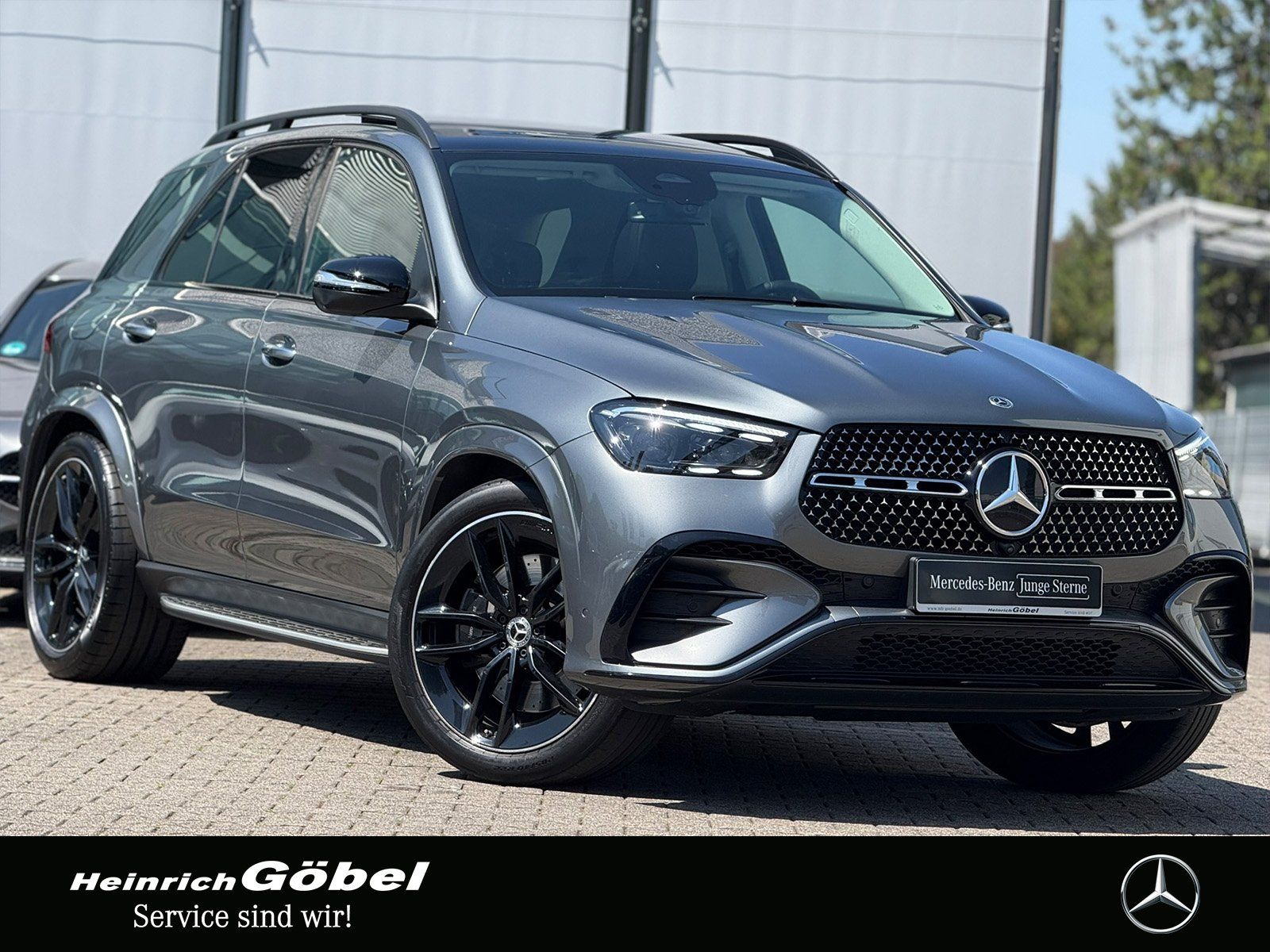 Fahrzeugabbildung Mercedes-Benz GLE 450 d*HEAD-UP*AMG*BURMESTER*AHK*PANO*360°*