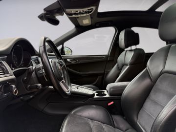 Porsche Macan - 9