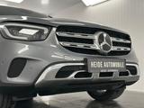 Mercedes-Benz GLC 300 e 4Matic AHK Amg Burmester Multibeam - Mercedes-Benz GLC 300 mit Hybrid-Antrieb: Alcantara, mit Apple Carplay, Geländewagen