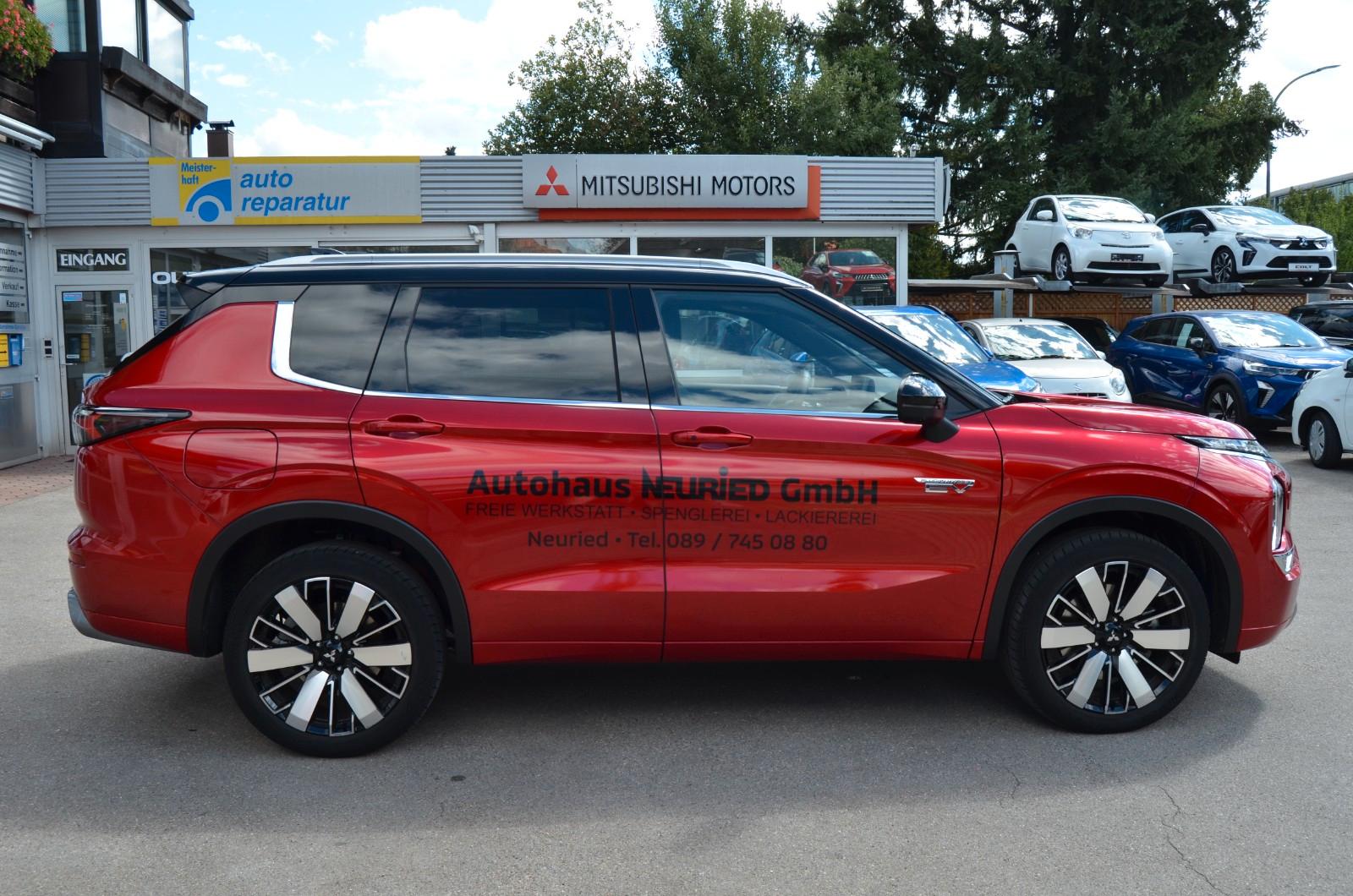 Mitsubishi Outlander 2.4 PHEV DIAMANT TOP AT 4WD LEDER MJ26