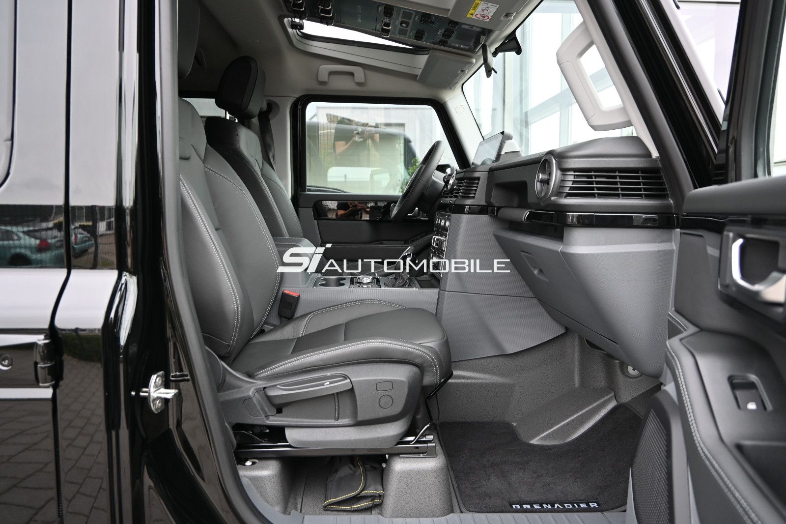 Fahrzeugabbildung INEOS Grenadier 3.0 D Fieldmaster °AHK°STANDHEIZUNG°