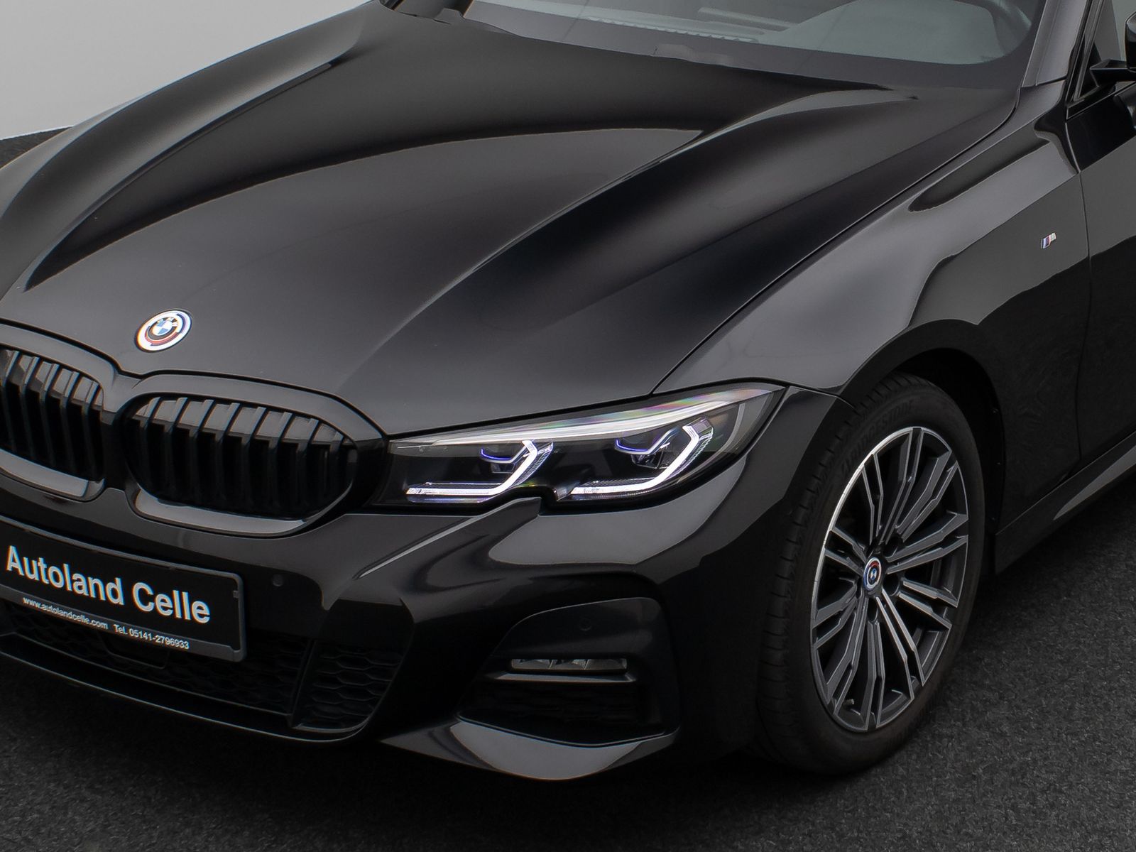 Fahrzeugabbildung BMW 320d  M Sport Laser Kamera DAB H/K Komfort Alarm