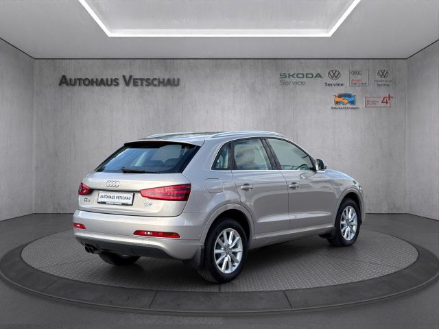 Q3 2.0 TFSI quattro/AHK/Xenon/DSG/PDC Klima