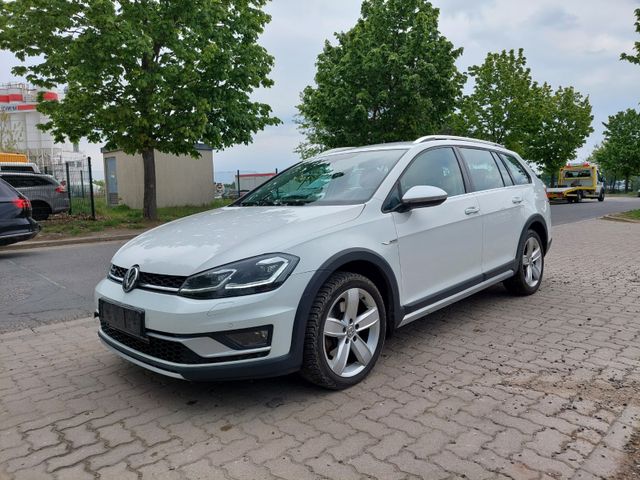 Volkswagen Golf VII Variant Alltrack BMT/Start-Stopp 4Motio