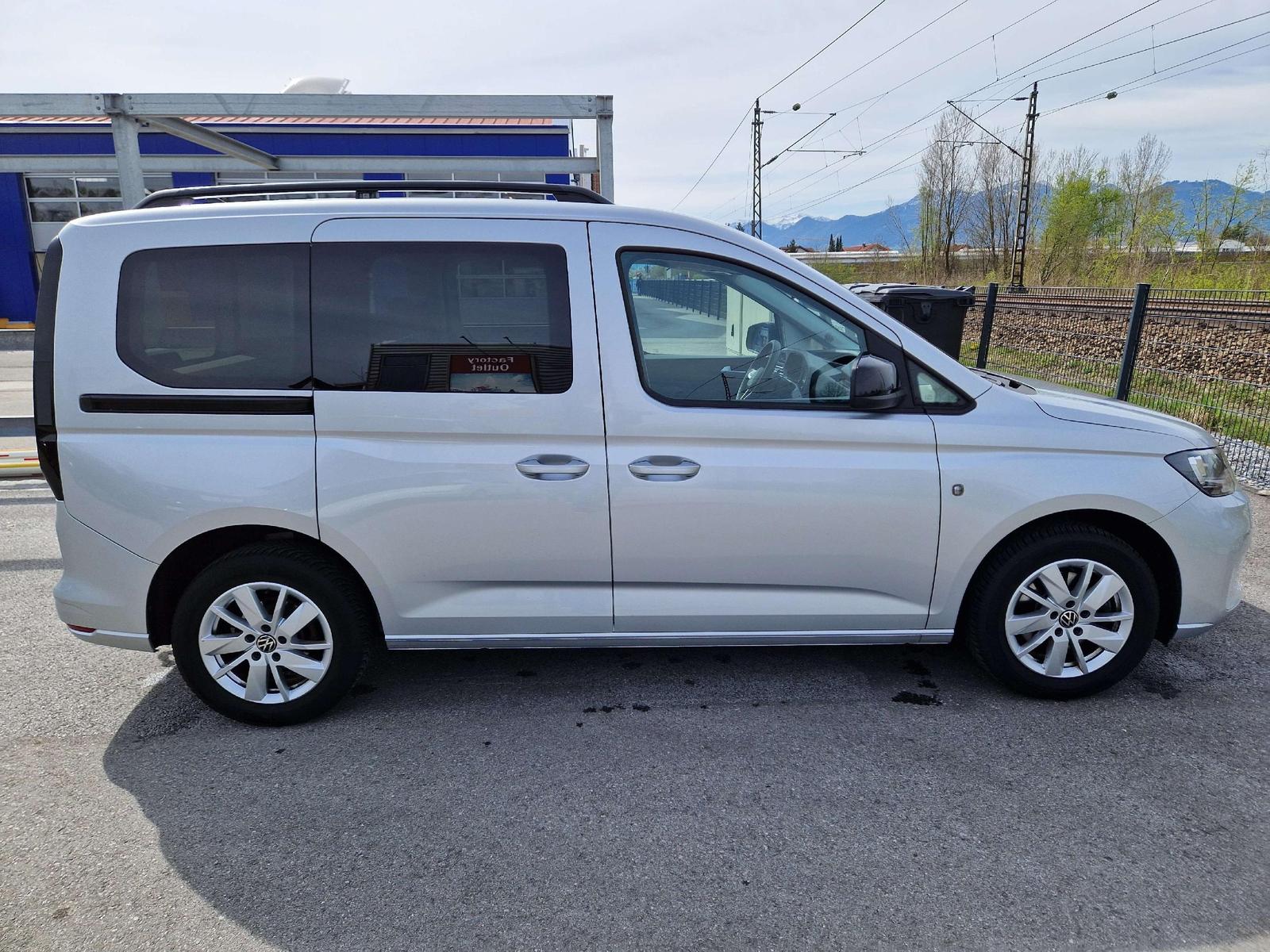 Volkswagen Caddy 1,5 TSI  Life  Anhängerkupplung Klima Temp