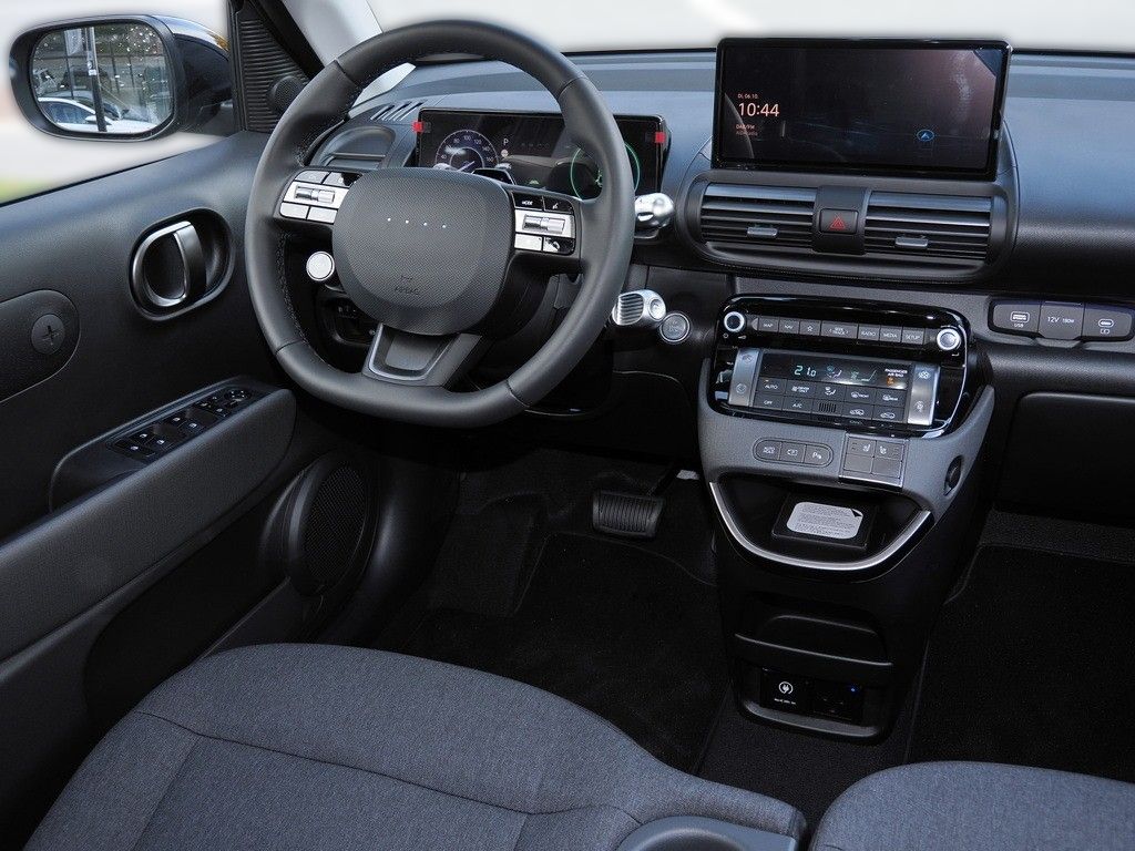 Fahrzeugabbildung Hyundai INSTER EV Prime V2L-Paket, Glas-Schiebedach