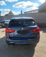 BMW X3 xDrive20i Luxury Line AT Luxury Line - BMW X3: Line X