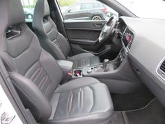 CUPRA Ateca 2.0 TSI 4Drive DSG Fahrass Ahk Akrapovic CUPRA Ateca 2.0 TSI 4Drive DSG Fahrass Ahk Akrapovic