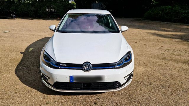 Volkswagen VW E-Golf LED, Kamera, CCS, E-Sound, Inspe...