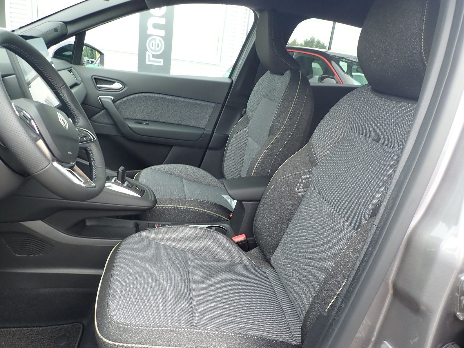 Fahrzeugabbildung Renault Captur Techno Full Hybrid E-Tech 160