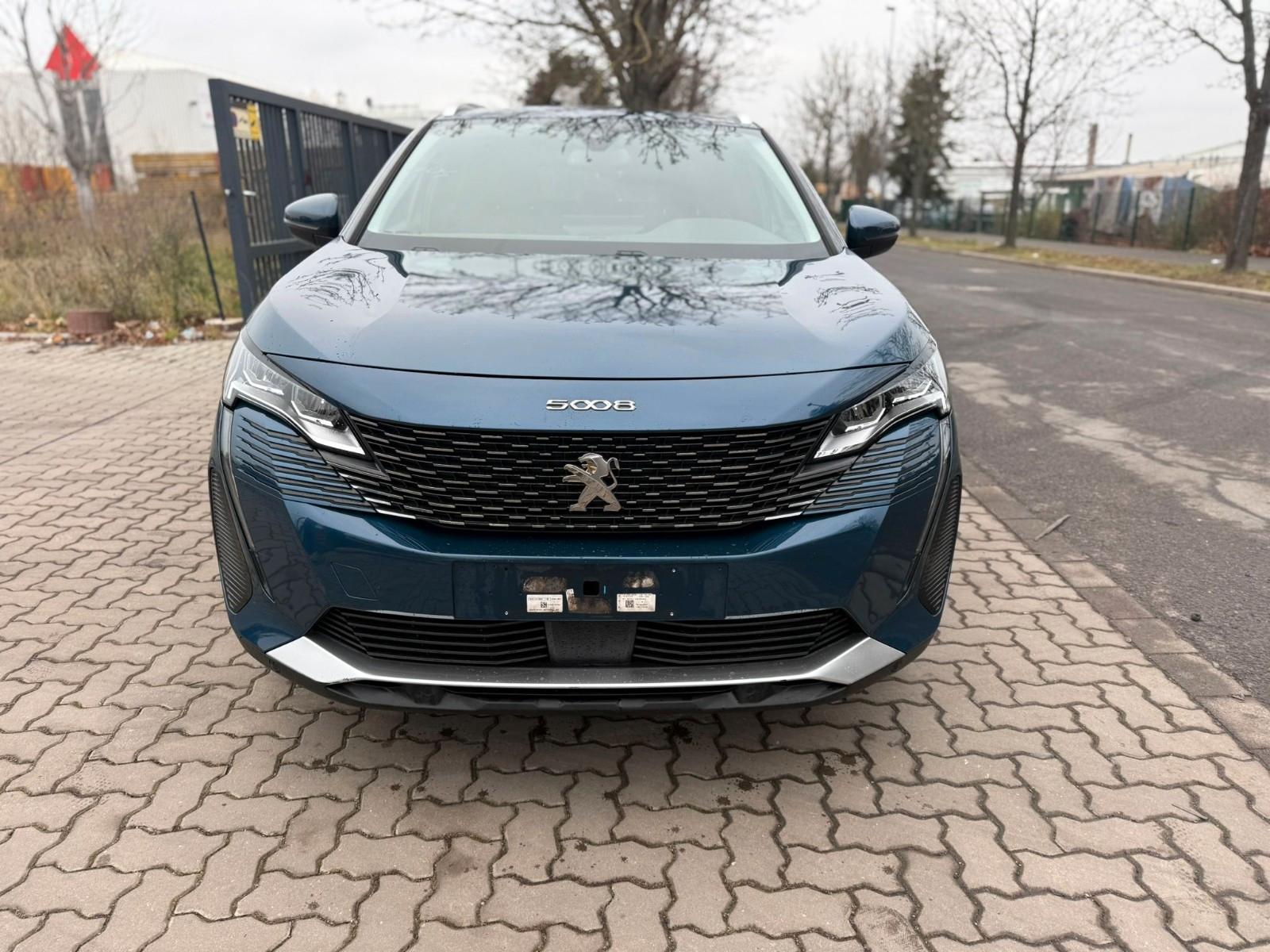 Peugeot 5008 Allure 7 SITZER/ KAMERA/ TEIL LEDER