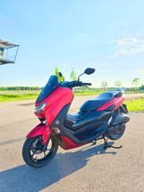 Yamaha N-Max 125, EZ 2021, 5800km, Led,1 Hand,Neuwertig - Yamaha Motorräder in Augsburg