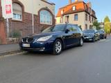 BMW 523i touring - - blaue BMW 523