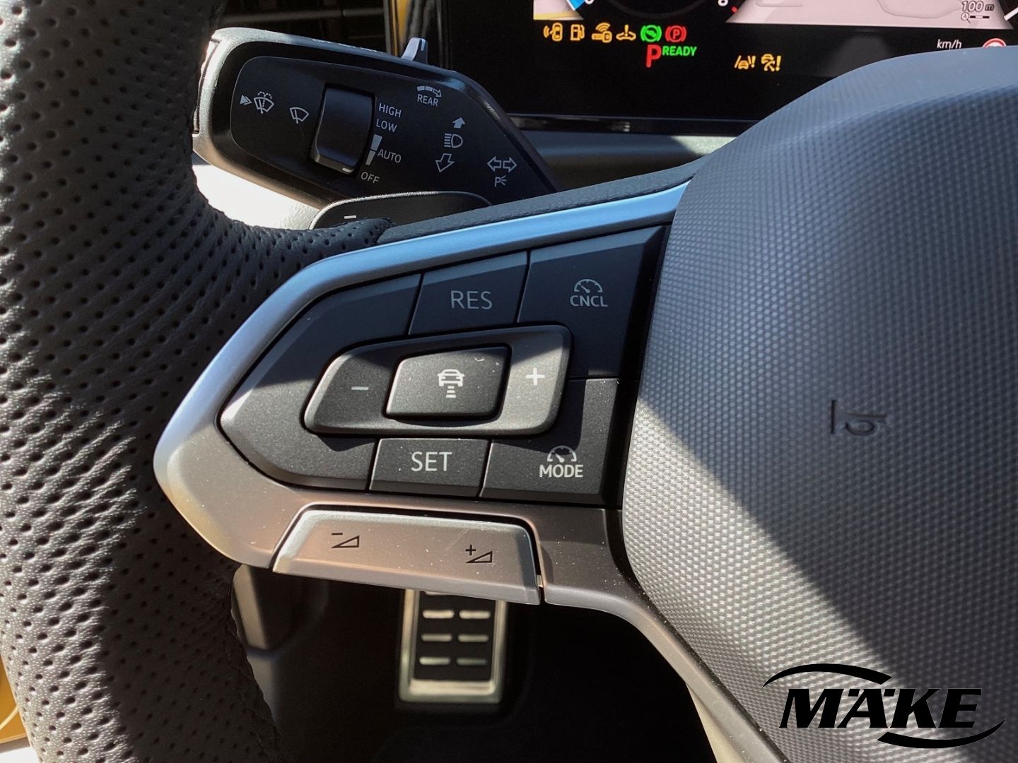T-Roc R-Line 1.5 eTSI DSG LED+ ACC RFK NAV ALU