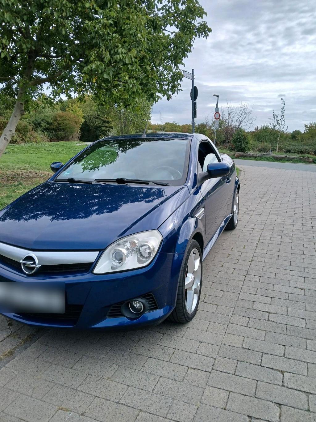 Opel opel tigra twin top 1,8