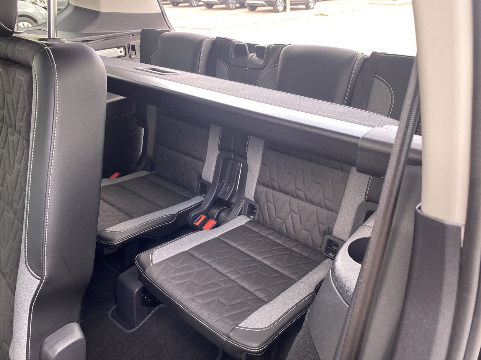 Volkswagen Touran - Bild 14