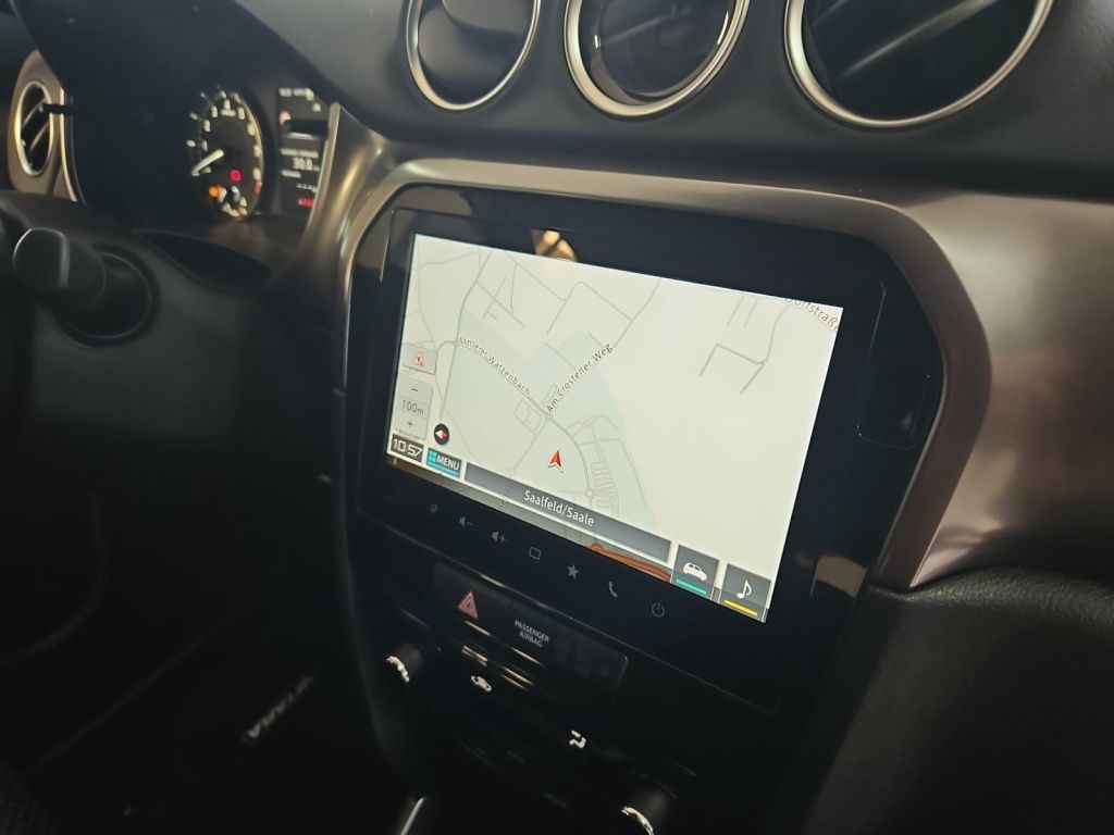 Fahrzeugabbildung Suzuki Vitara 1.4 Allrad Comfort Navigation LED Scheinw