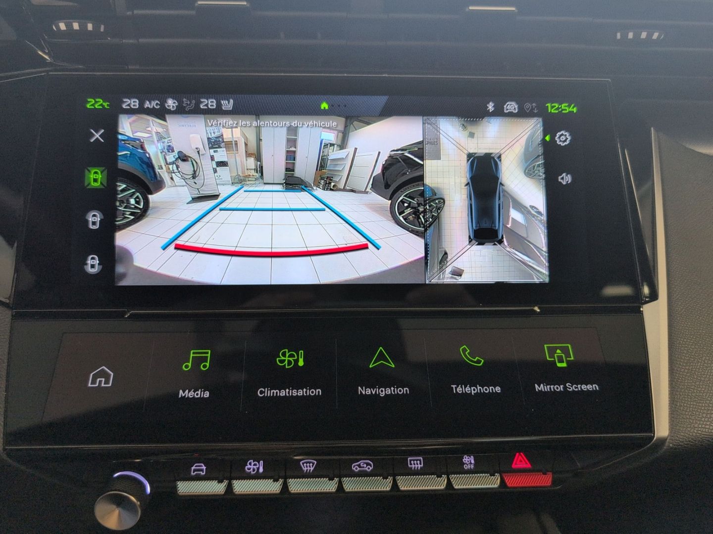 Fahrzeugabbildung Peugeot 408 Hybrid GT 145 e-DSC6 Panorama Navi SHZ