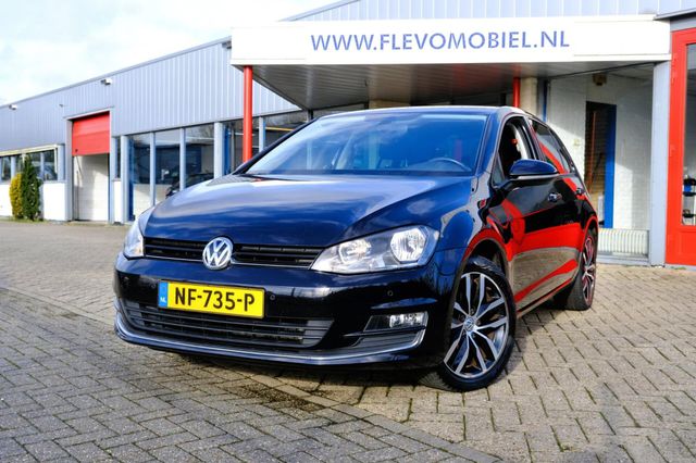 Volkswagen Golf 1.2 TSI Highline Navi|Clima|LMV|PDC