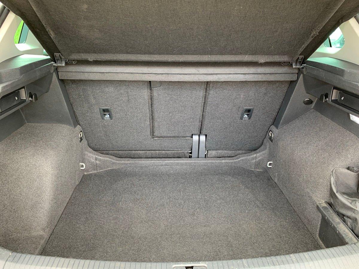 Volkswagen Tiguan ACTIVE 1.5 TSI LED+NAVI+DAB+KLIMA+KAMERA, миниатюра 12