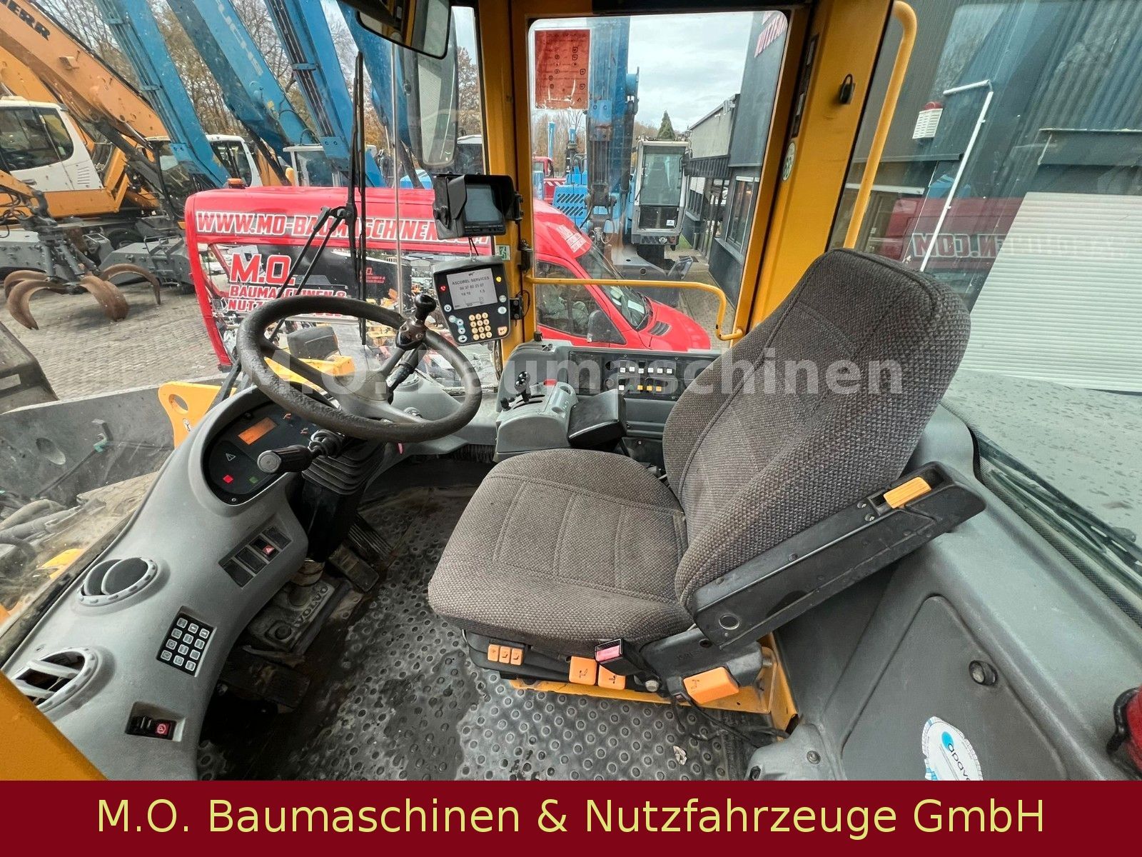 Fahrzeugabbildung Volvo L 120 E /BSS/Waage /AC / ZSA/