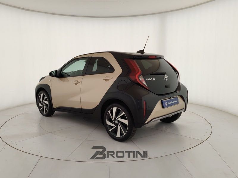Toyota Aygo X 1.0B (72 CV) Lounge Air S-CVT imagem 2