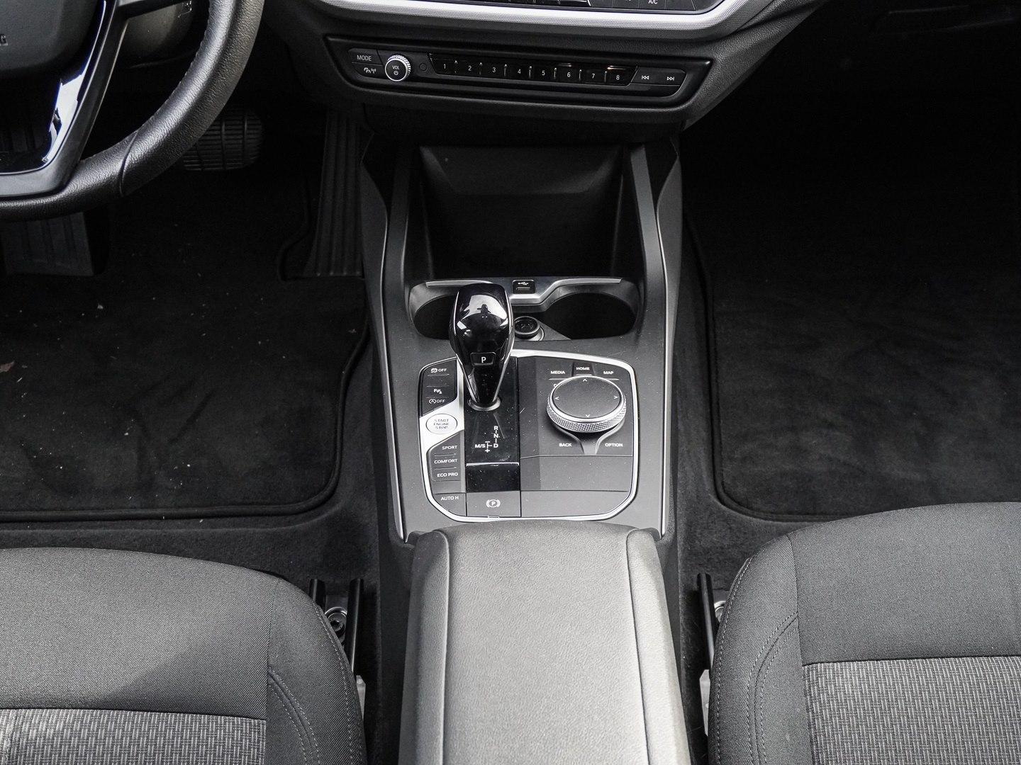 BMW 116 i NAVI LED PDC V+H DAB Tempomat Klima LM ABS, миниатюра 16
