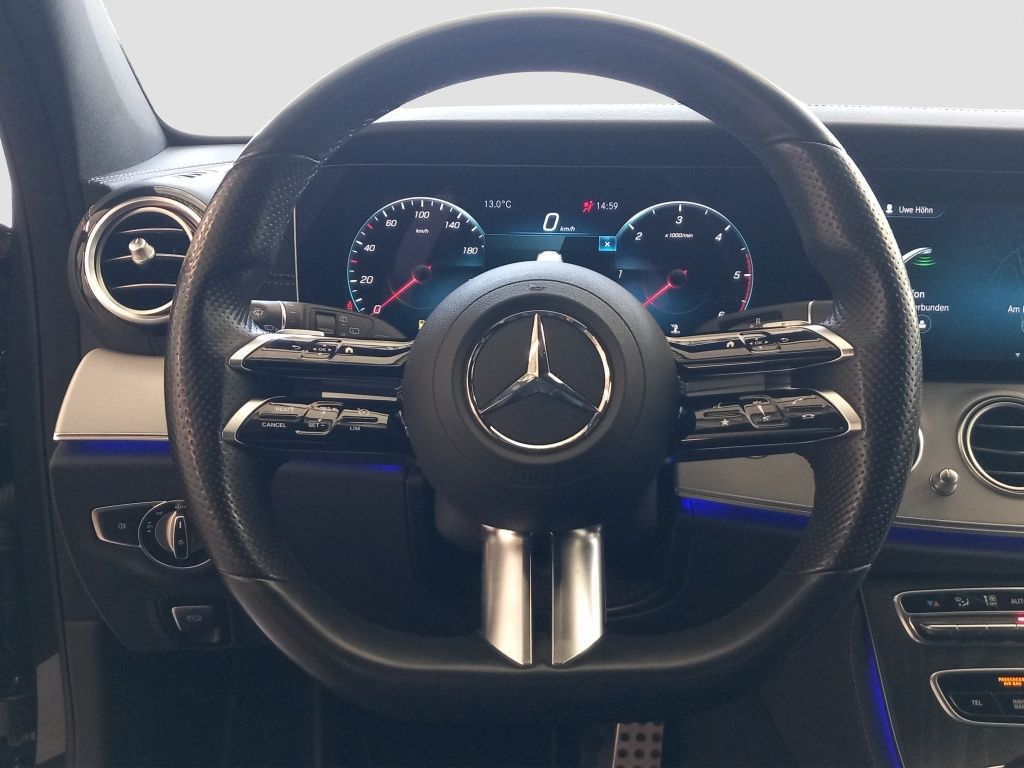 Fahrzeugabbildung Mercedes-Benz E 400 d 4MATIC T-Modell AMG Line*Night Paket*360