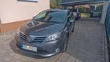 Toyota Avensis Combi 1,8-l-Valvematic Edition Edition
