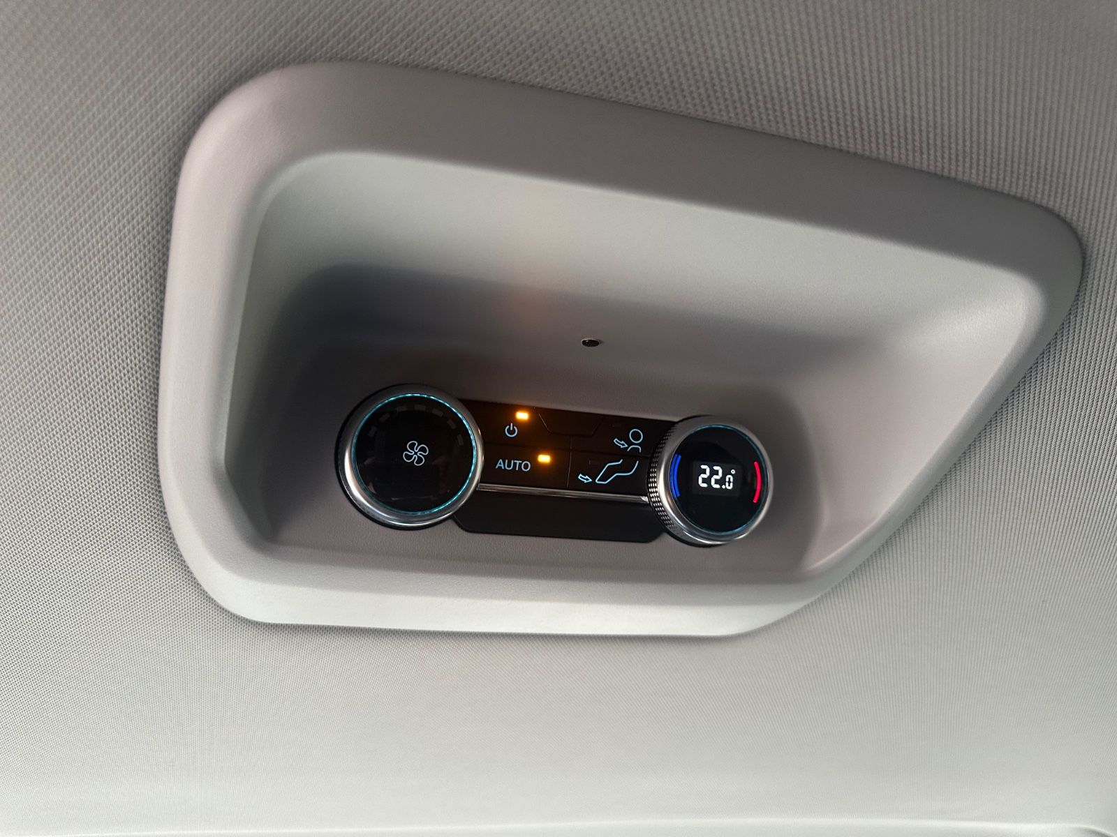 Ford Tourneo Custom - Bild 15