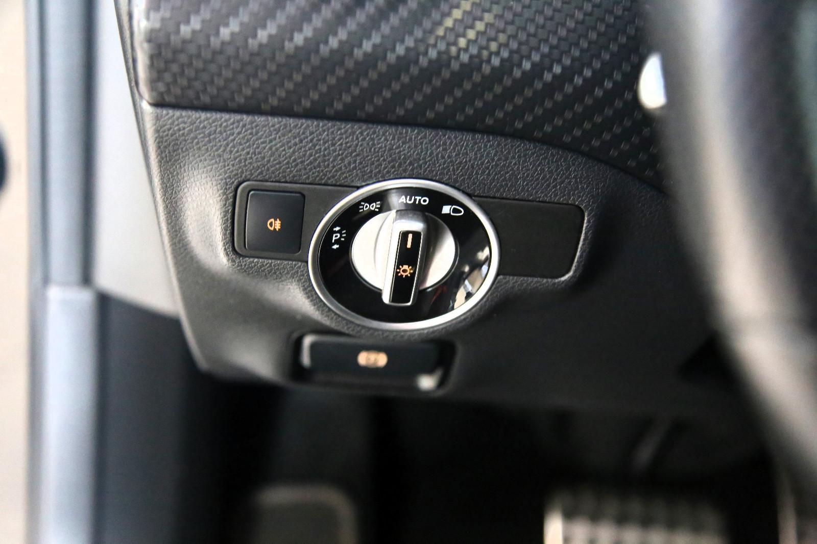 Mercedes-Benz A 250  Sport Harman Kardon SHZ Navi