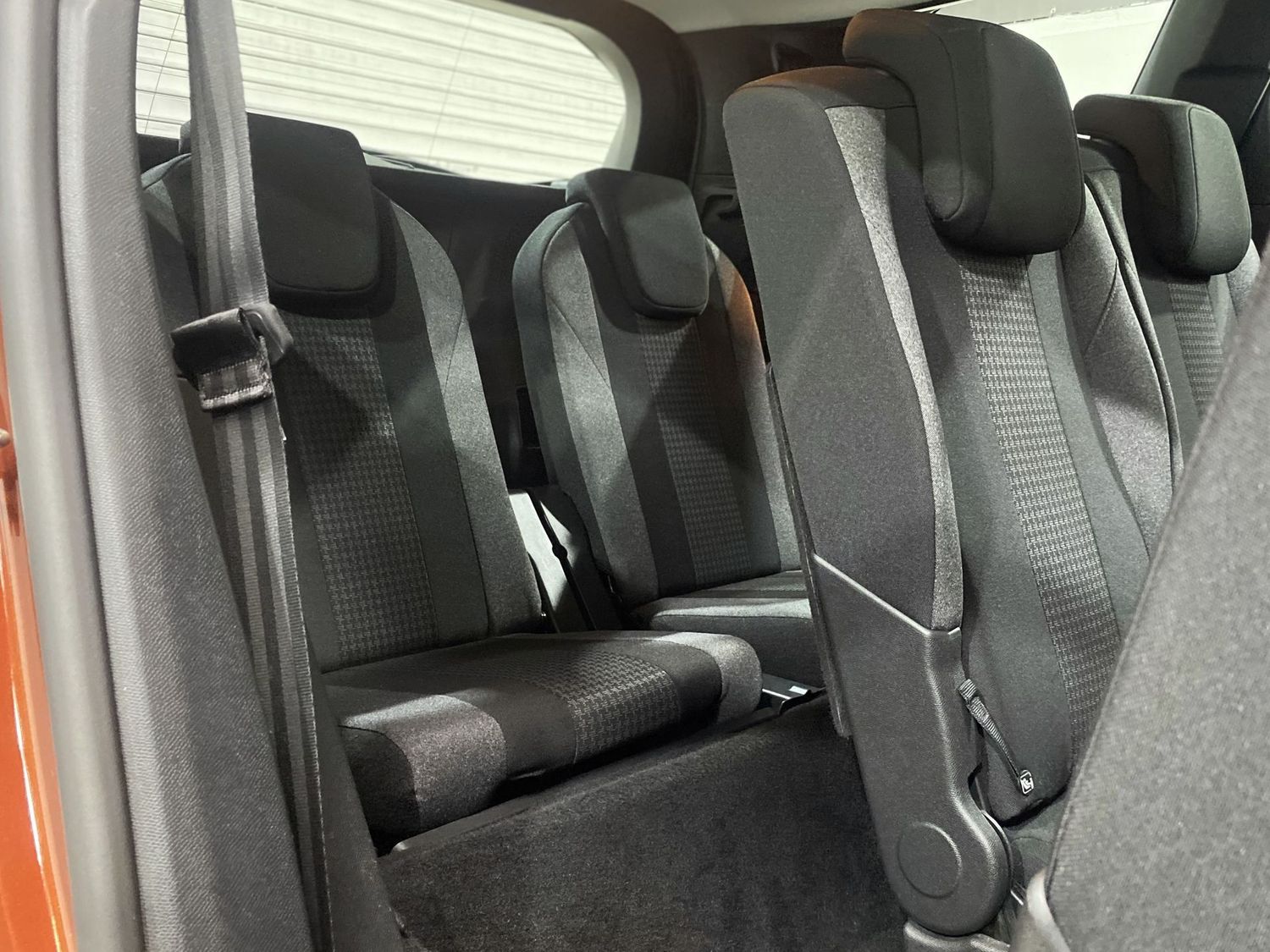 Fahrzeugabbildung Peugeot 5008 Active Business #7S#LED#Digital#Spur#Tempom
